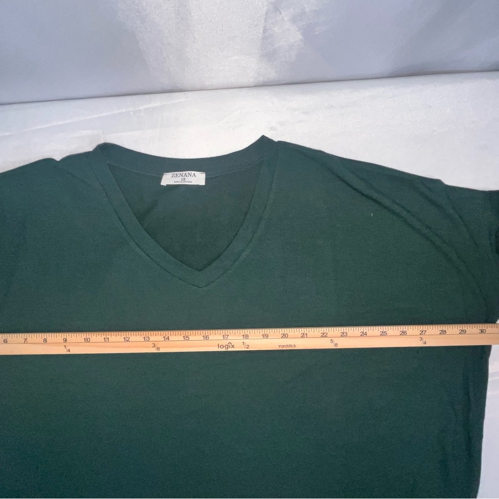 NIB Women’s Zenana Outfitters  Hi/Low Detail Forest Green V-Neck Tunic Sz 1X - Picture 4 of 6